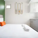 Green Studio Cosy And Confortable - IV