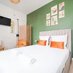 Green Studio Cosy And Confortable - IV